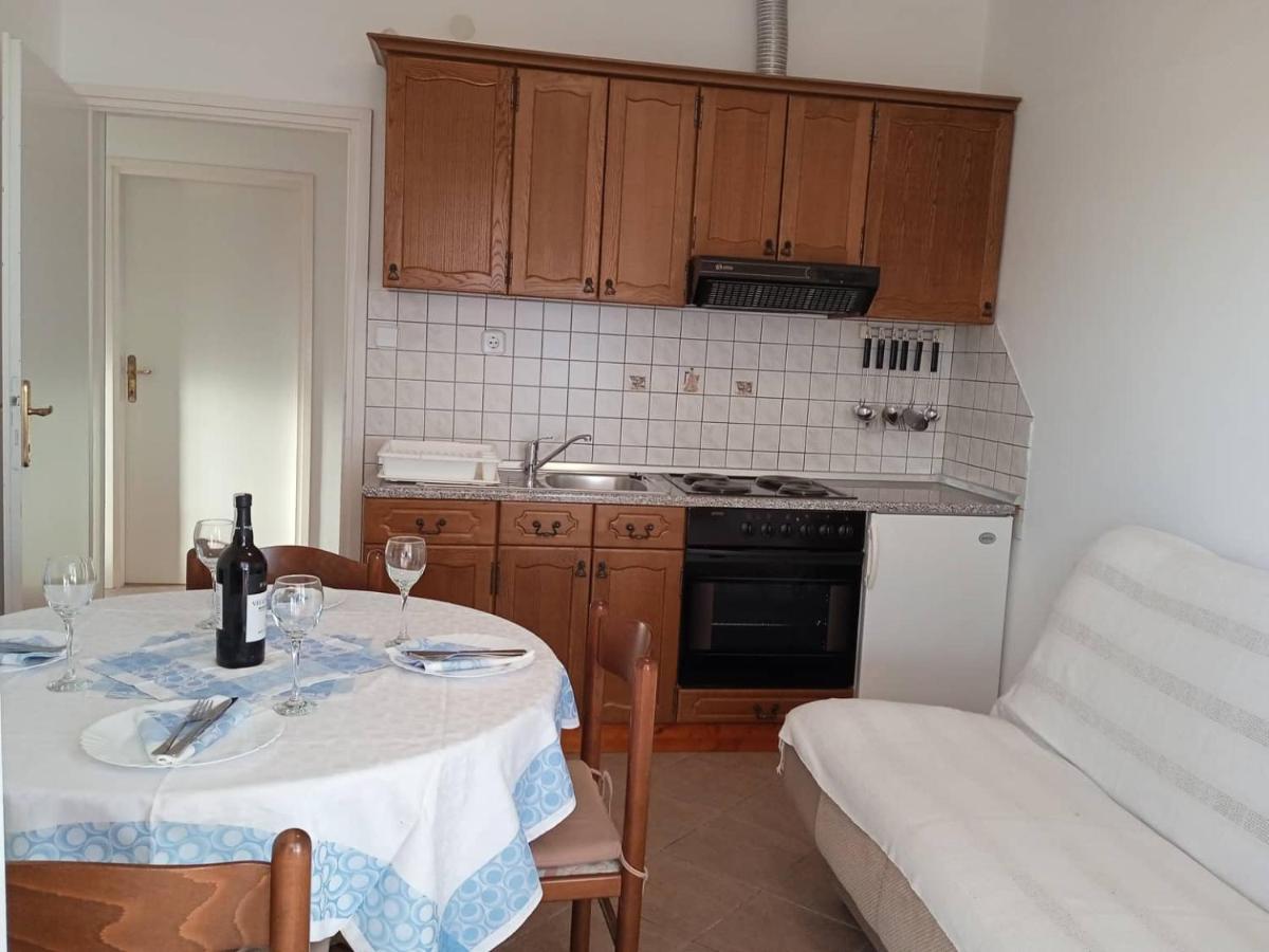 Apartmani Vesna Lun  Exterior photo