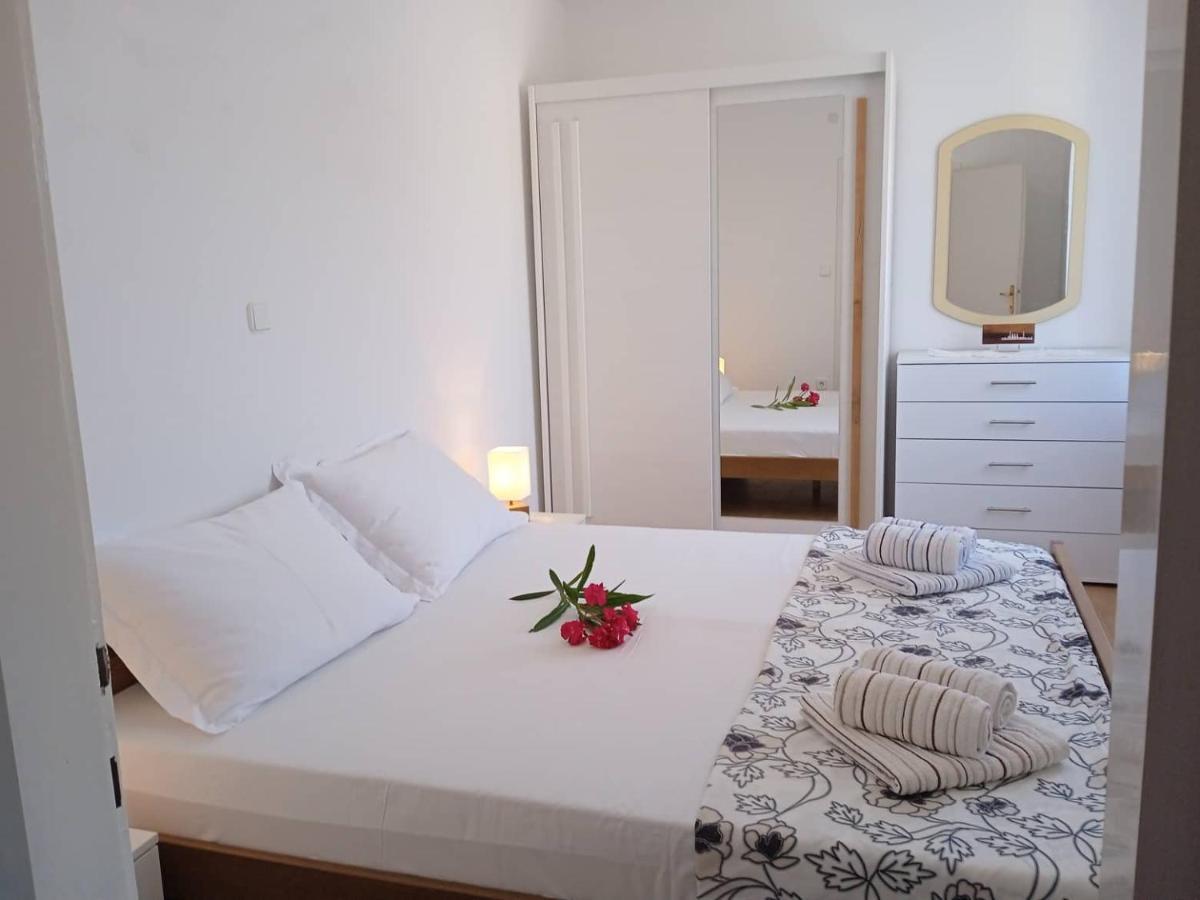 Apartmani Vesna Lun  Exterior photo