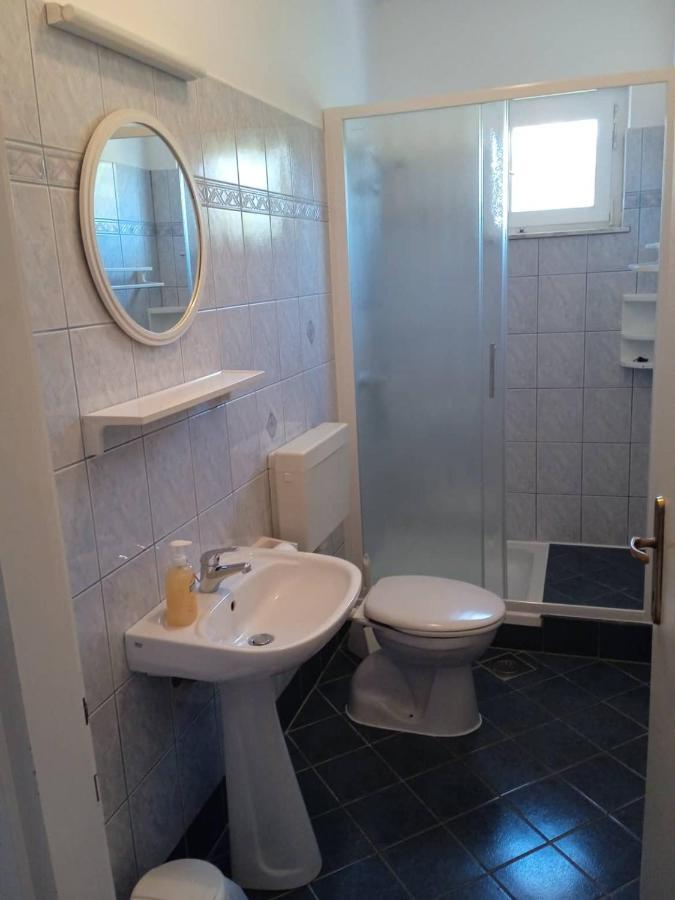 Apartmani Vesna Lun  Exterior photo